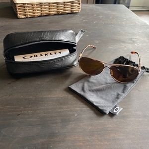 Oakley Feedback Aviator Sunglasses